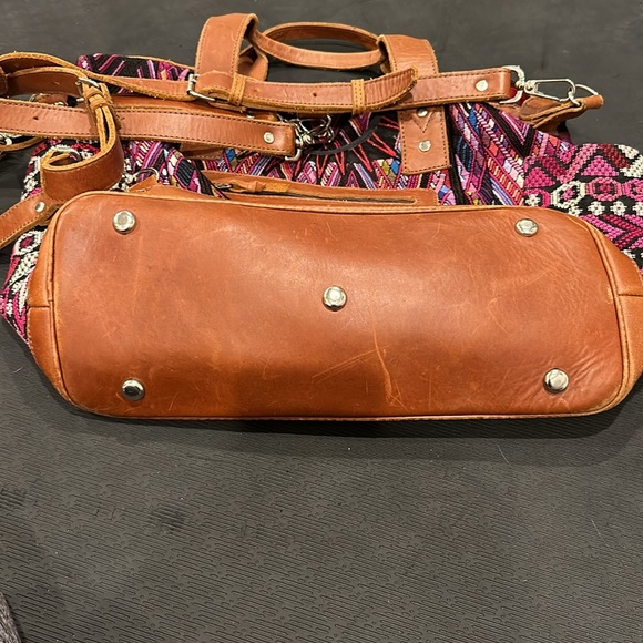 Nena & co convertible day bag with all straps. Excellent use condition. - Picture 3 of 9